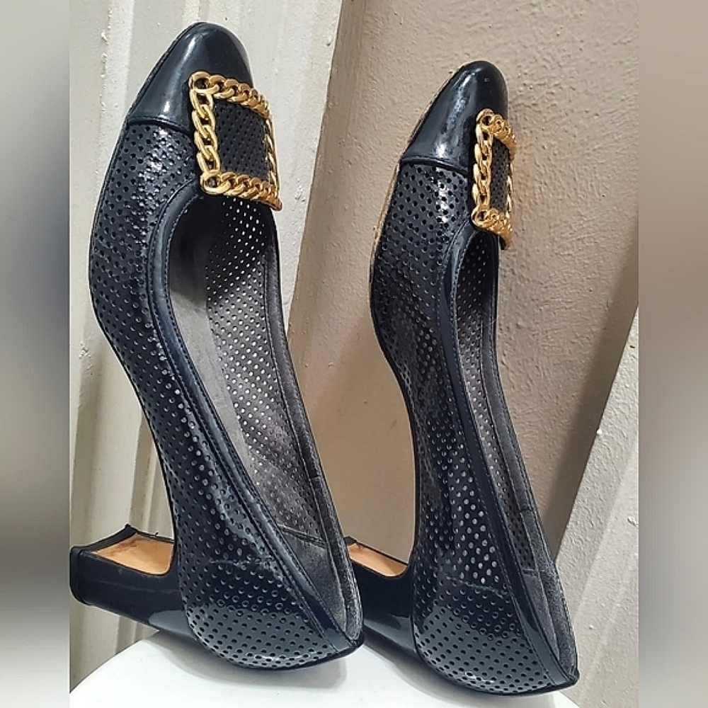 Stuart Weitzman Patent Leather Gold Crested Heeled Pumps Shoe BlueBlack 8.5 🌴✌️ - Picture 4 of 13